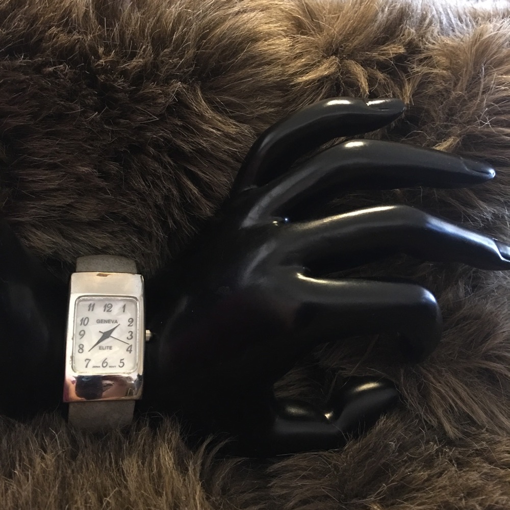 Ladies Geneva Elite #713 gray band cuff watch